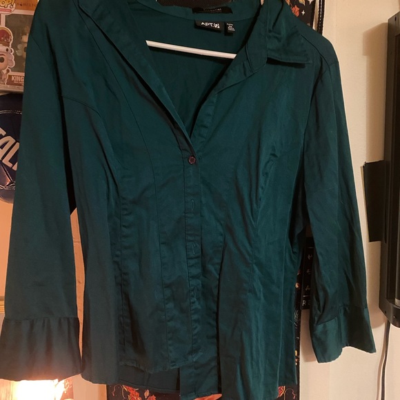 Bella Swan ALT Hunter Green button up shirt, Small - Picture 3 of 7